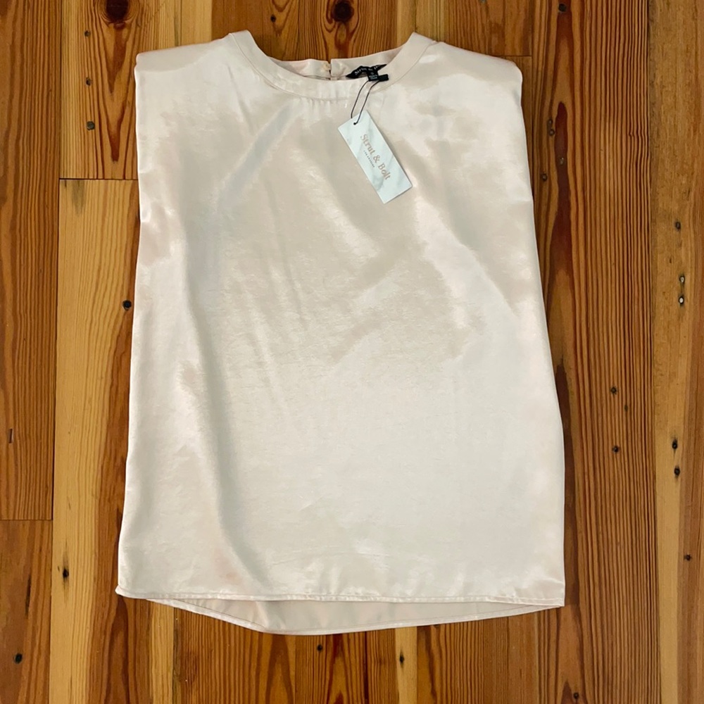 NWT! Strut & Bolt Silk Top